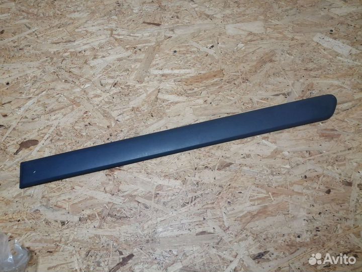 Молдинг задней левой двери Opel Zafira B (Фэмили)