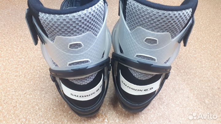 Лыжные ботинки salomon SNS pilot