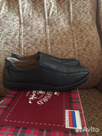 Туфли на мальчика 33