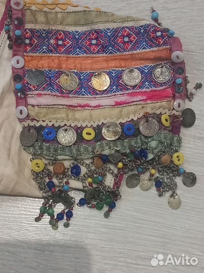 Женский национальный головной убор