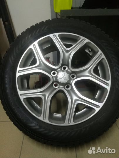 Продам резину на литье