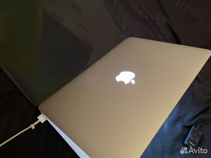 Apple macbook air 13 early 2015 8Gb