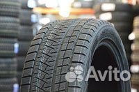 Triangle PL02 235/45 R18 98V