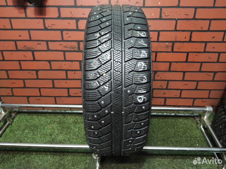 Continental ContiWinterViking 2 215/60 R16 99T