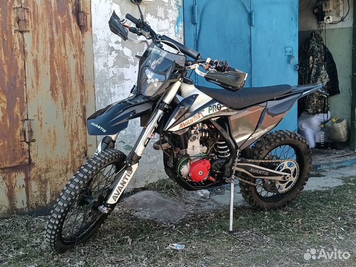 Avantis 300 pro