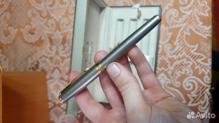 Перьевая ручка parker