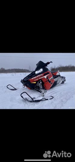 Снегоход Polaris switchback PRO-R