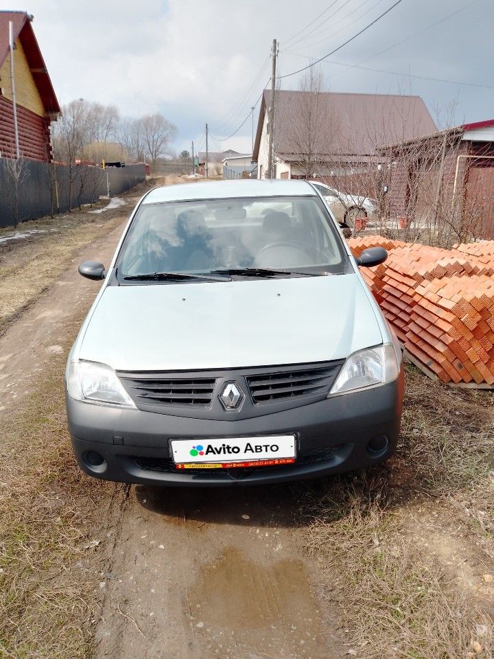 Renault Logan: фото владельца