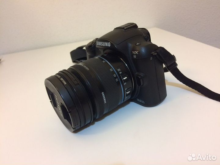 Фотоаппарат Samsung NX10