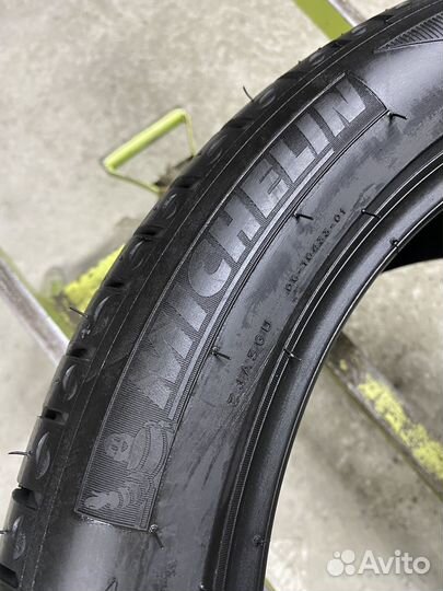 Michelin Primacy HP 245/40 R17