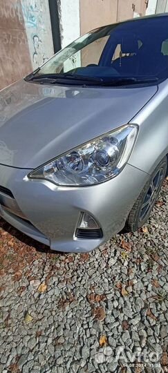 Toyota Aqua 1.5 CVT, 2013, 140 000 км