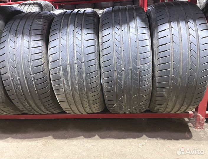 Goodyear Eagle F1 Asymmetric 215/40 R17 90H