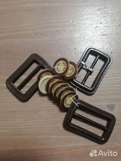 Пуговицы, пряжки