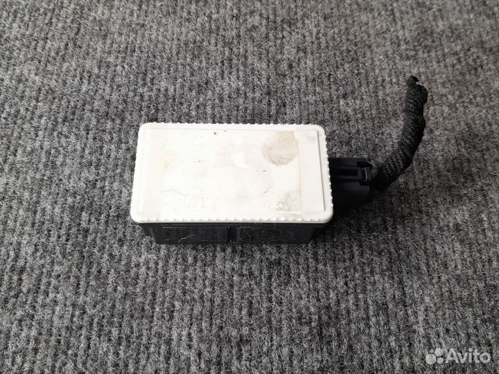 Модуль бесключевого доступа Volvo S40 2
