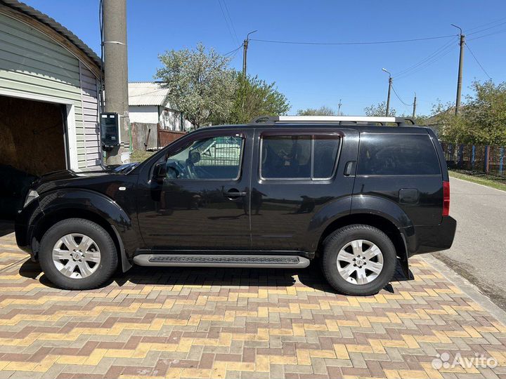 Nissan Pathfinder 2.5 AT, 2006, 282 000 км
