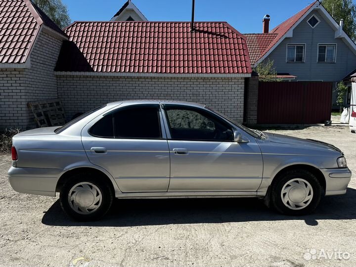 Nissan Sunny 1.5 AT, 2002, 248 000 км