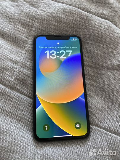 iPhone X, 64 ГБ