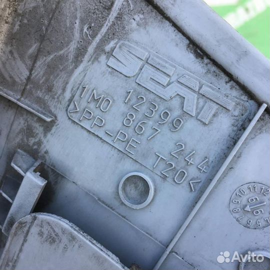 Обшивка стойки Сеат Толедо 2