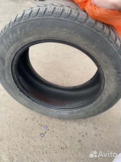 Nokian Tyres Hakkapeliitta 9 235/55 R17