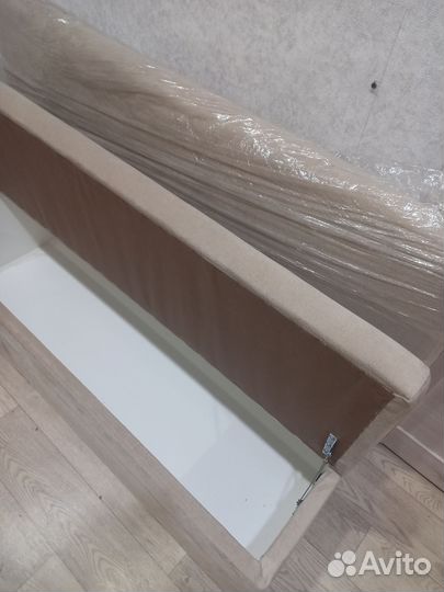 Кухонный диван с ящиком