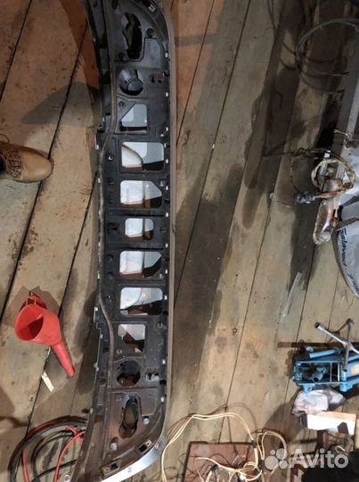 Накладка двери багажника на Opel lnsignia