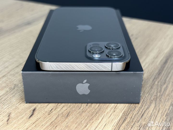 iPhone 12 Pro, 256 ГБ