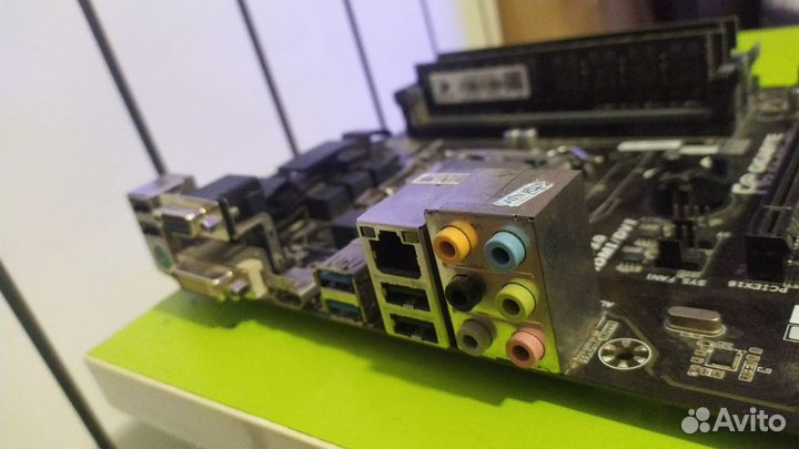 Материнка Gigabyte GA-B85-HD3+E3-1270v3+16GB DDR3