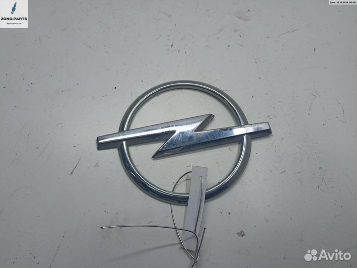 Эмблема 24467407 на Opel Meriva A