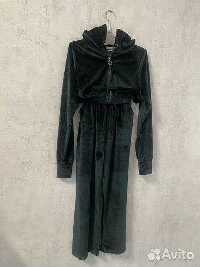 Костюм женский