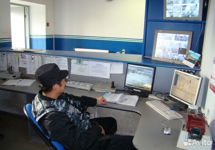 Охранник за наличный расчет