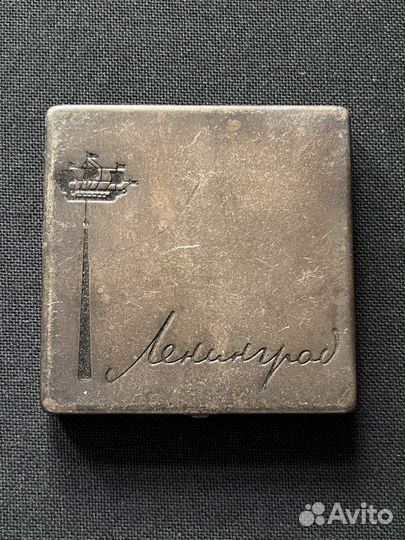 Пудреница Ленинград винтаж