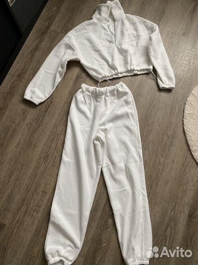 Флисовый костюм белый