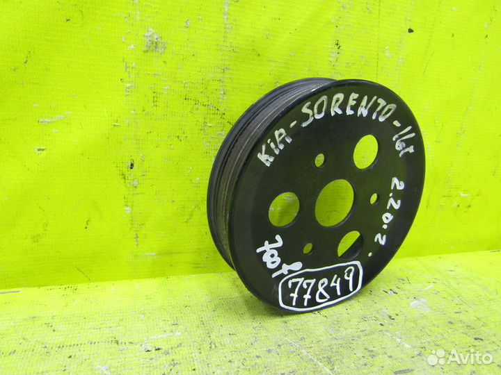 Шкив помпы Kia Sorento (UM) 14-20 г 77849