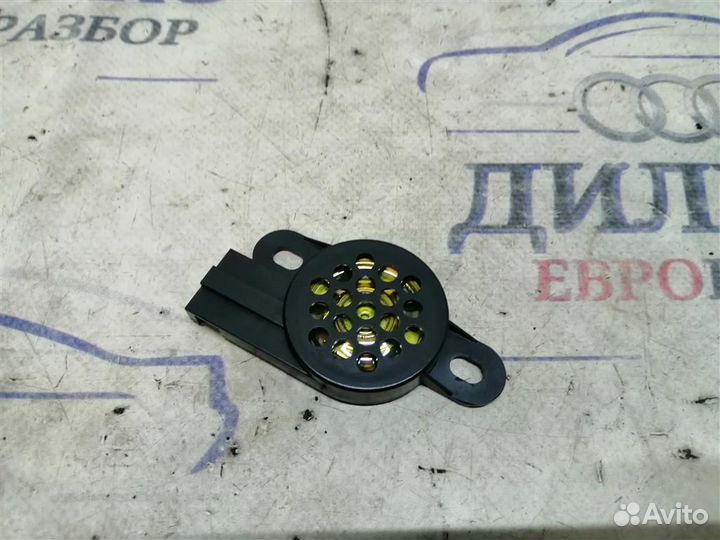 Динамик VW Touareg 2002-2010