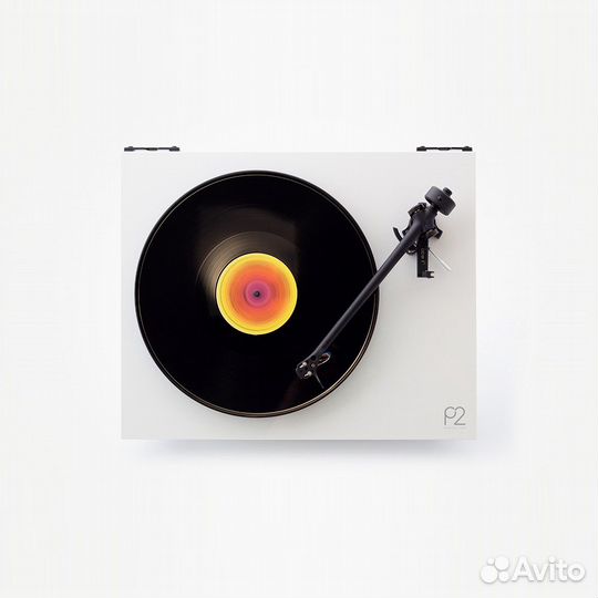 Rega Planar 2 Black / White / Walnut