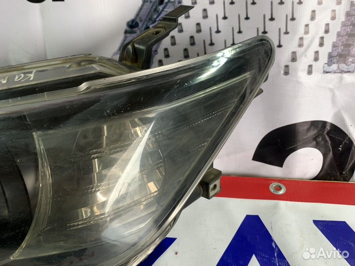 Левая фара Toyota Camry V50