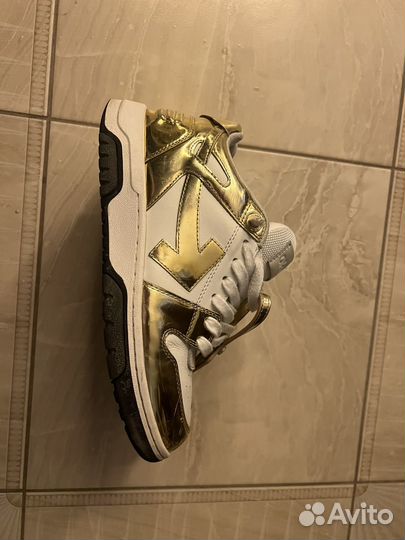 Off white out of office gold