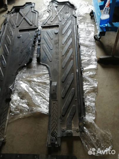 Защита днища левая Mercedes-Benz GLC-Класс X253/C