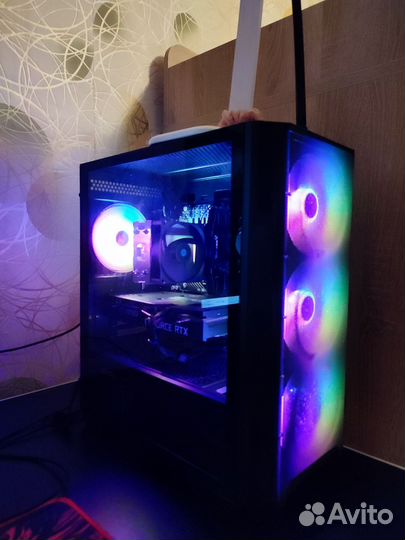 Игровой PC,стол,кресло,монитор,акустика