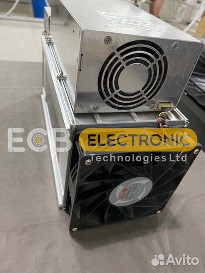 Б/У Whatsminer M20s 68T асик майнер