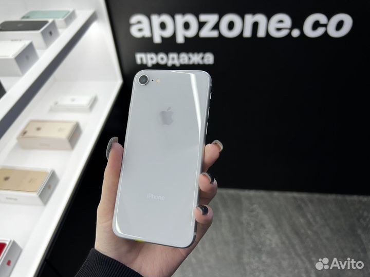 iPhone 8, 256 ГБ