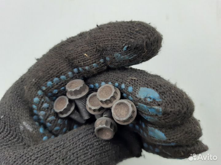 Болты корзины сцепления Volkswagen Passat B3