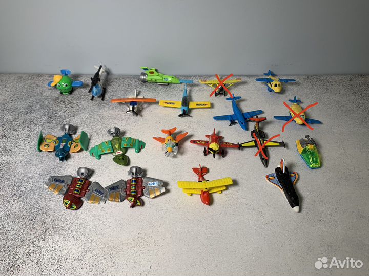 Самолеты из киндер сюрприза