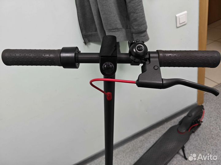 Электросамокат Xiaomi Mijia Scooter Pro