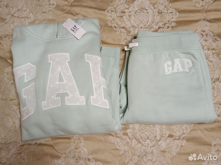 Костюм GAP оригинал 158 размер новый