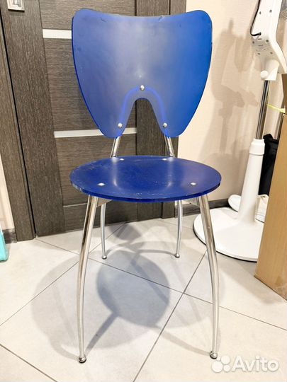 Стул кухонный синий