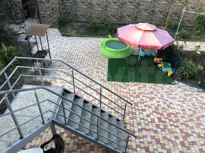 Комната 20 м² в 3-к., 2/2 эт.