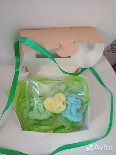 Мыло ручной работы змейки