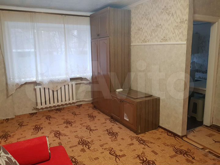 2-к. квартира, 44 м², 1/3 эт.