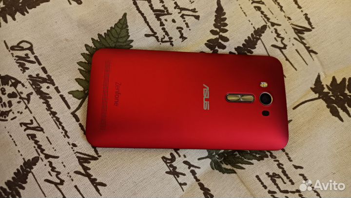 ASUS ZenFone 2 Laser ZE550KL, 2/16 ГБ